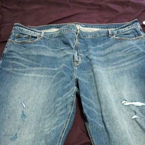 Old Navy Mid Rise Boyfriend Jeans